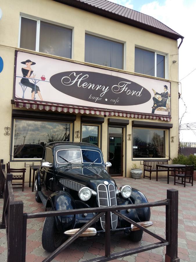 Henry Ford Mini Hotel Одесса Экстерьер фото