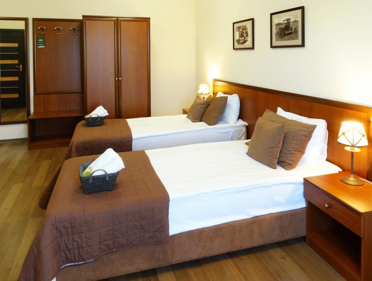 Henry Ford Mini Hotel Одесса Экстерьер фото